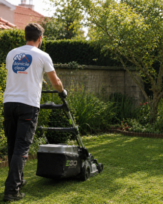 🌳 Un extérieur impeccable pour profiter de l'été